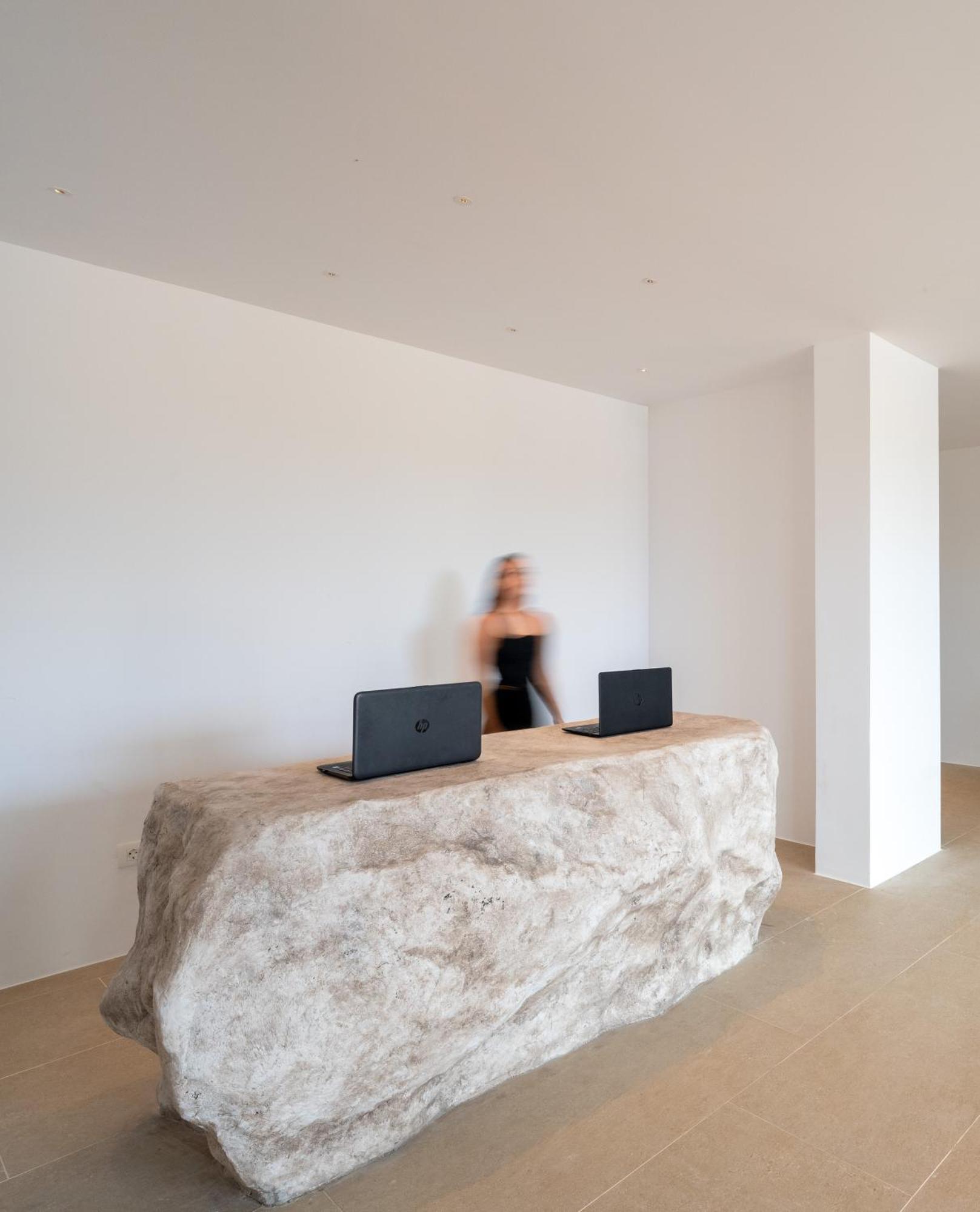 Muse Of Mykonos Luxury Suites Mykonos Town 外观 照片